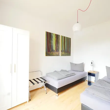 Gruenderzeitwohnung Unweit Der Altstadt Apartment *