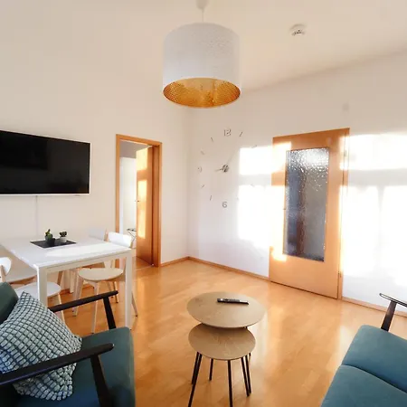Apartment Gruenderzeitwohnung Unweit Der Altstadt *